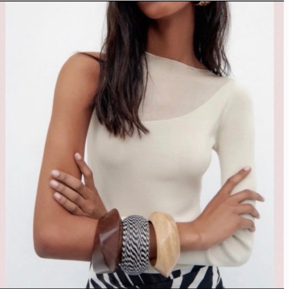 Zara Asymmetrical Cream one-sleeved top - small